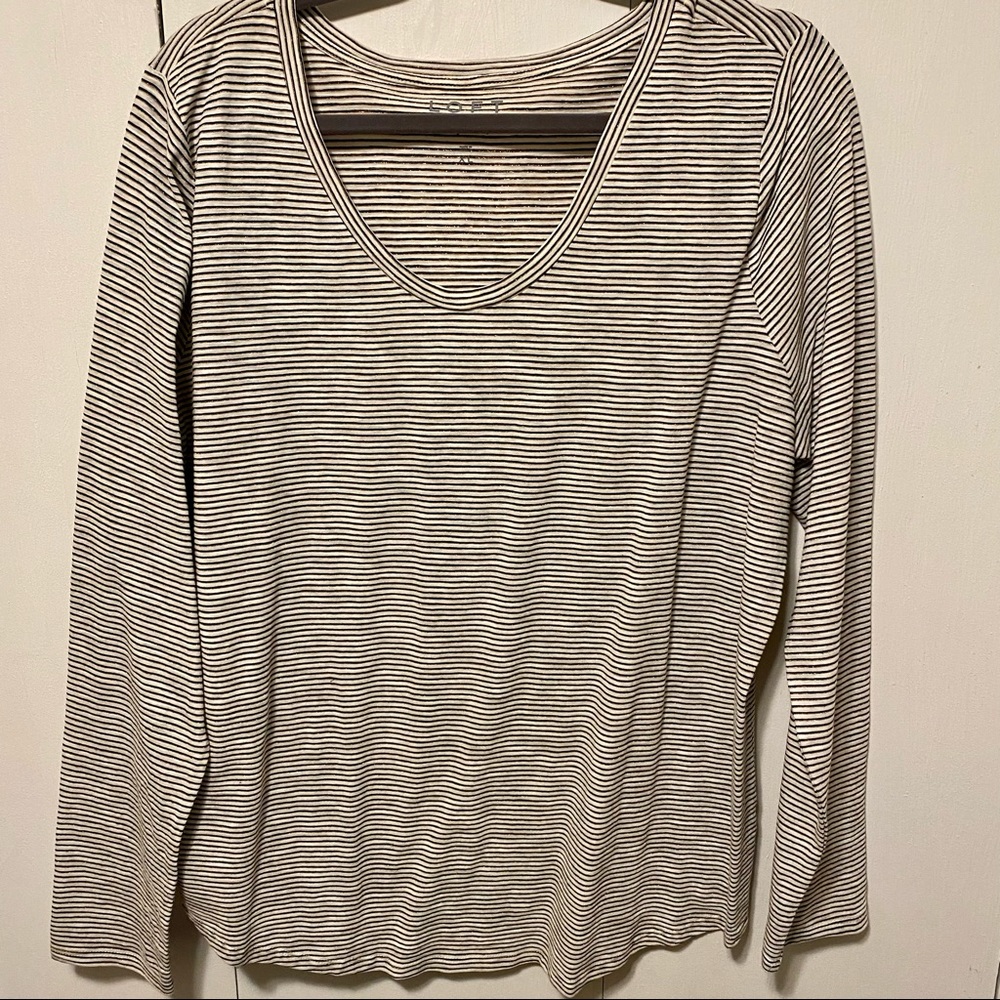 NWT. Loft Long Sleeve Shirt. Black, white and gold stripe. Size XL.